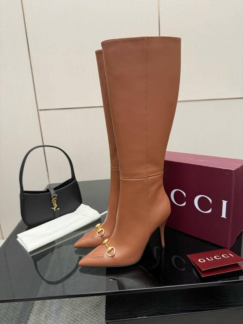 0030 Boots